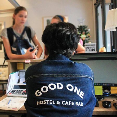 Хостел Good One Poshtel & Cafe Bar Бангкок Екстер'єр фото
