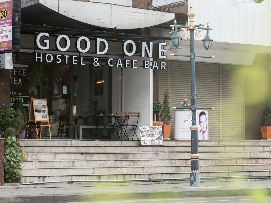 Хостел Good One Poshtel & Cafe Bar Бангкок Екстер'єр фото